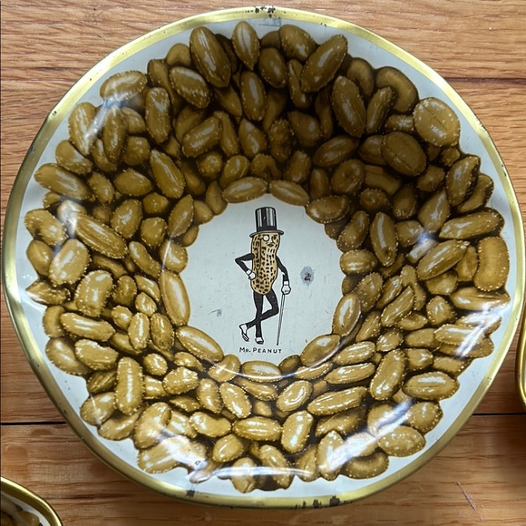 1960’s Mr. Peanut Serving Set for Peanuts or Snacks - Picture 2 of 6